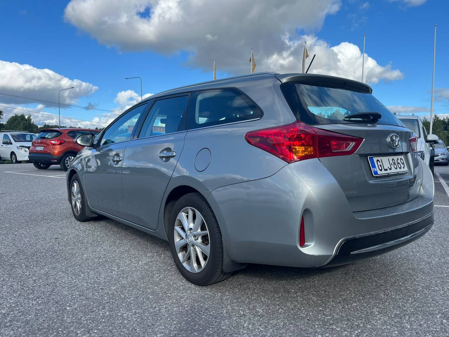TOYOTA Auris 2014