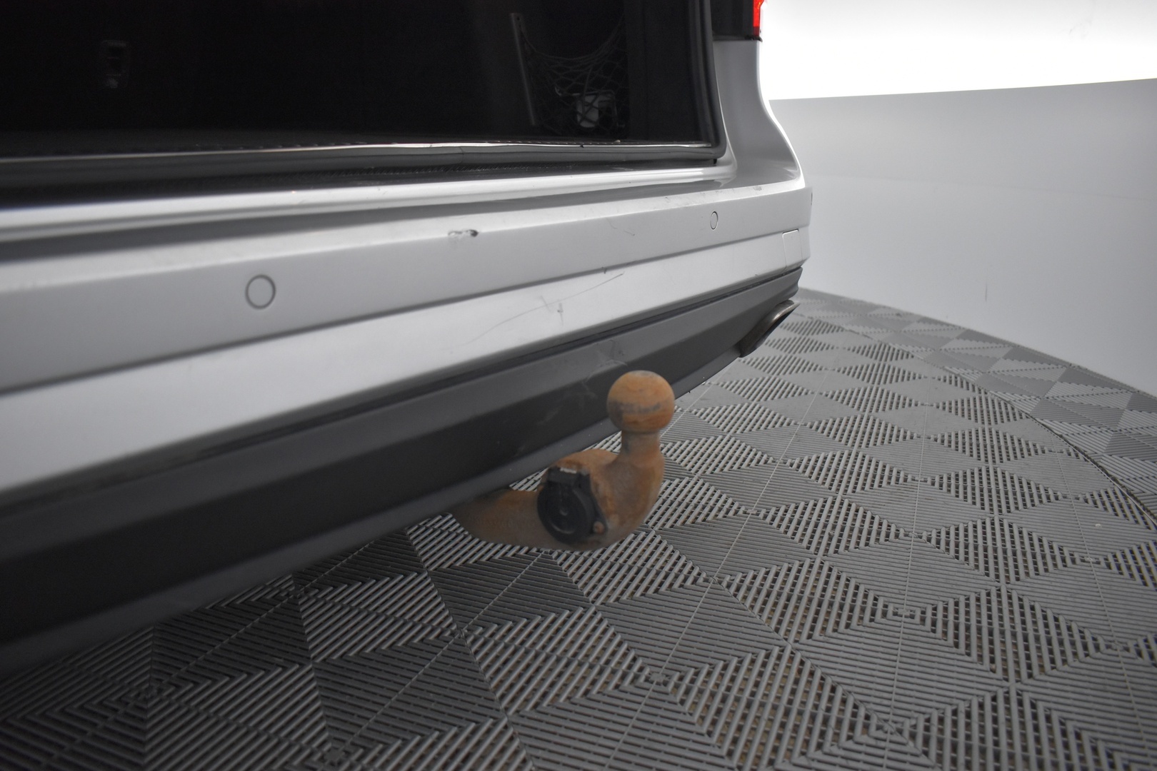 MERCEDES-BENZ E 2012