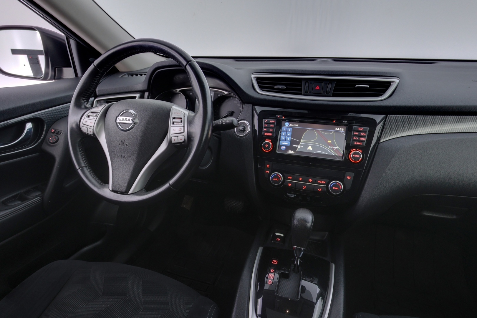 NISSAN X-Trail 2018