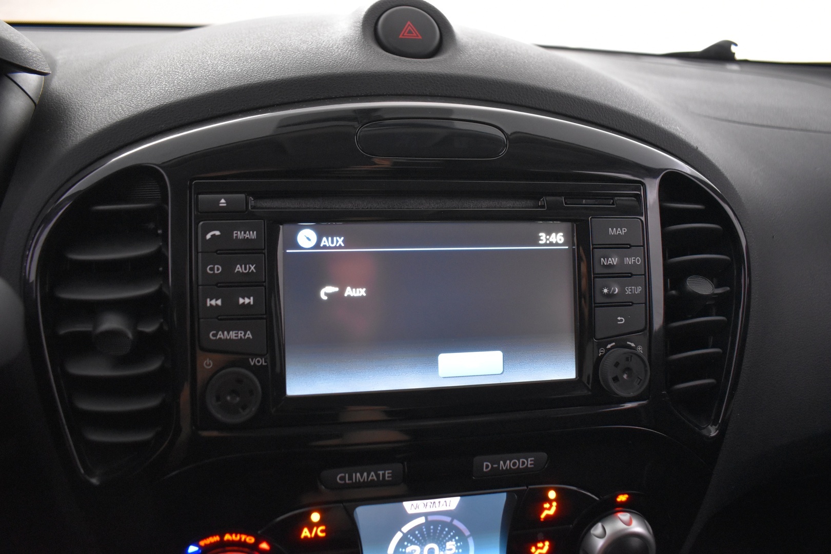 NISSAN Juke 2014