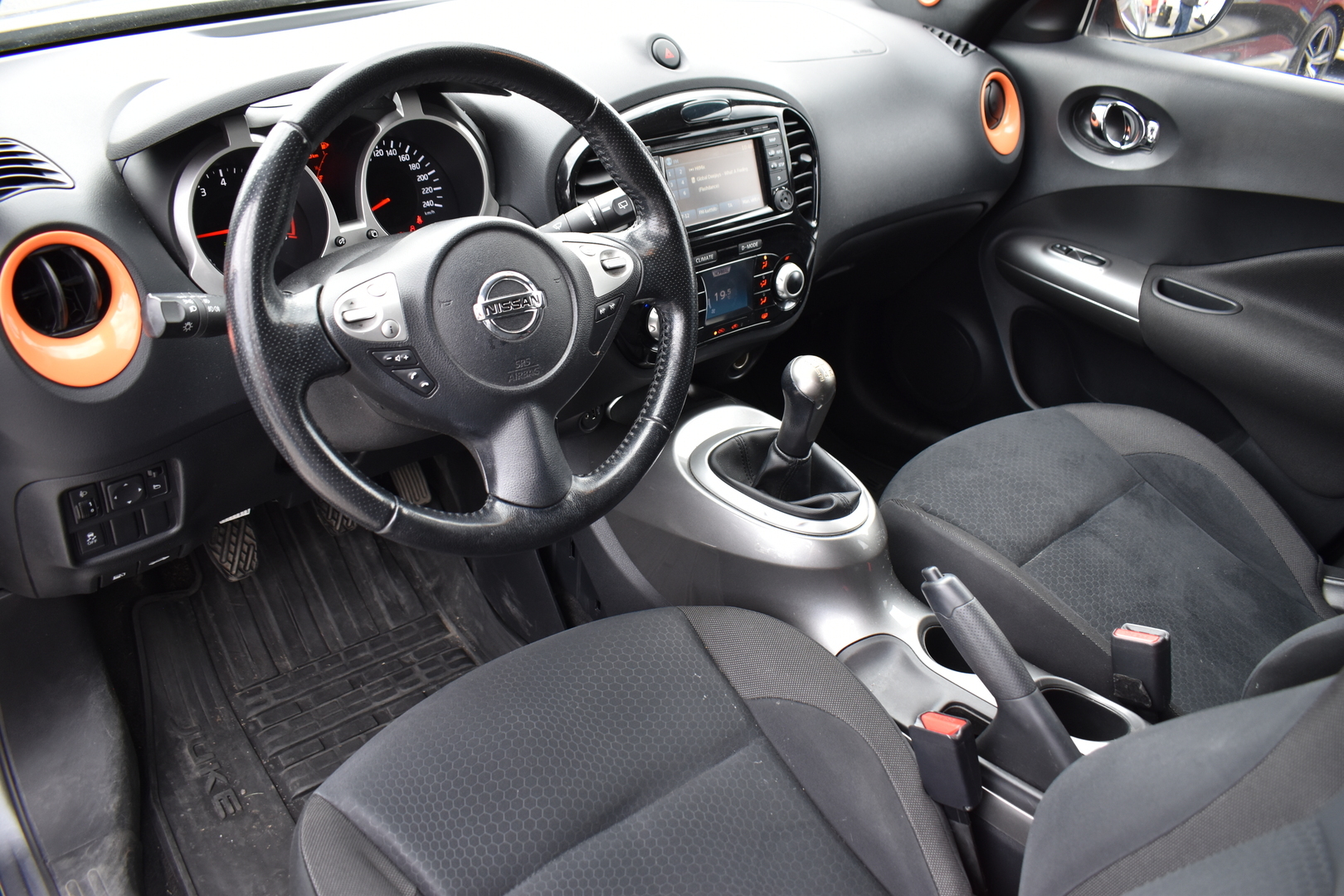 NISSAN Juke 2014