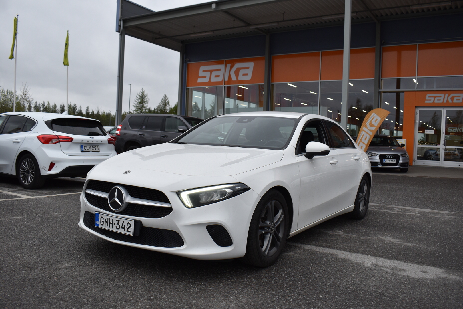 MERCEDES-BENZ A 2020