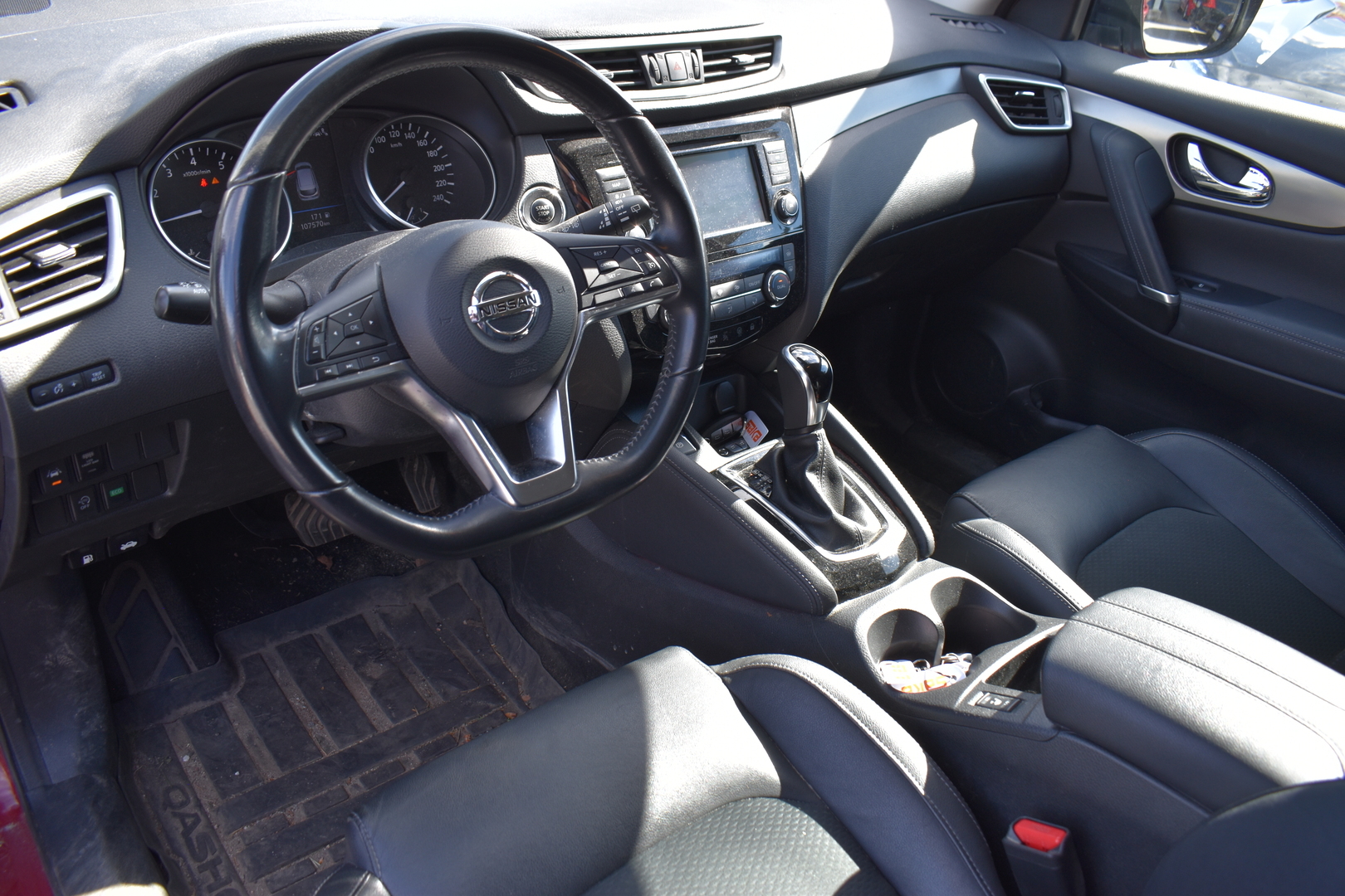 NISSAN Qashqai 2020