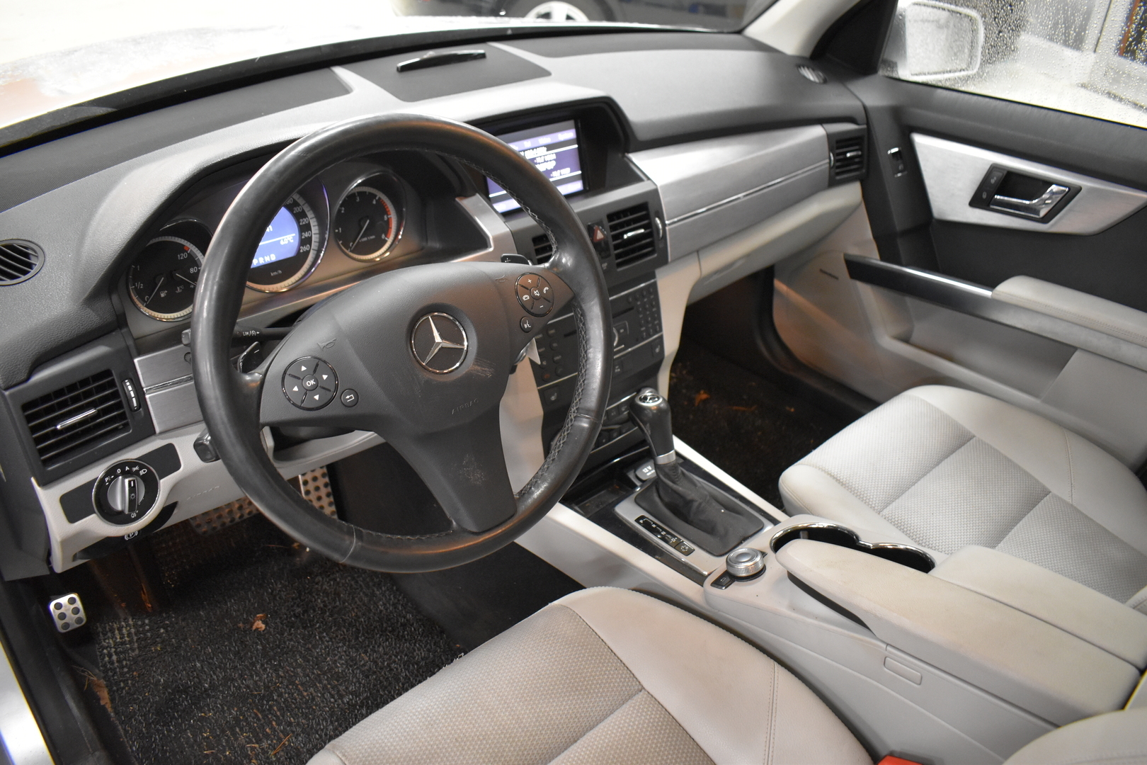 MERCEDES-BENZ GLK 2010