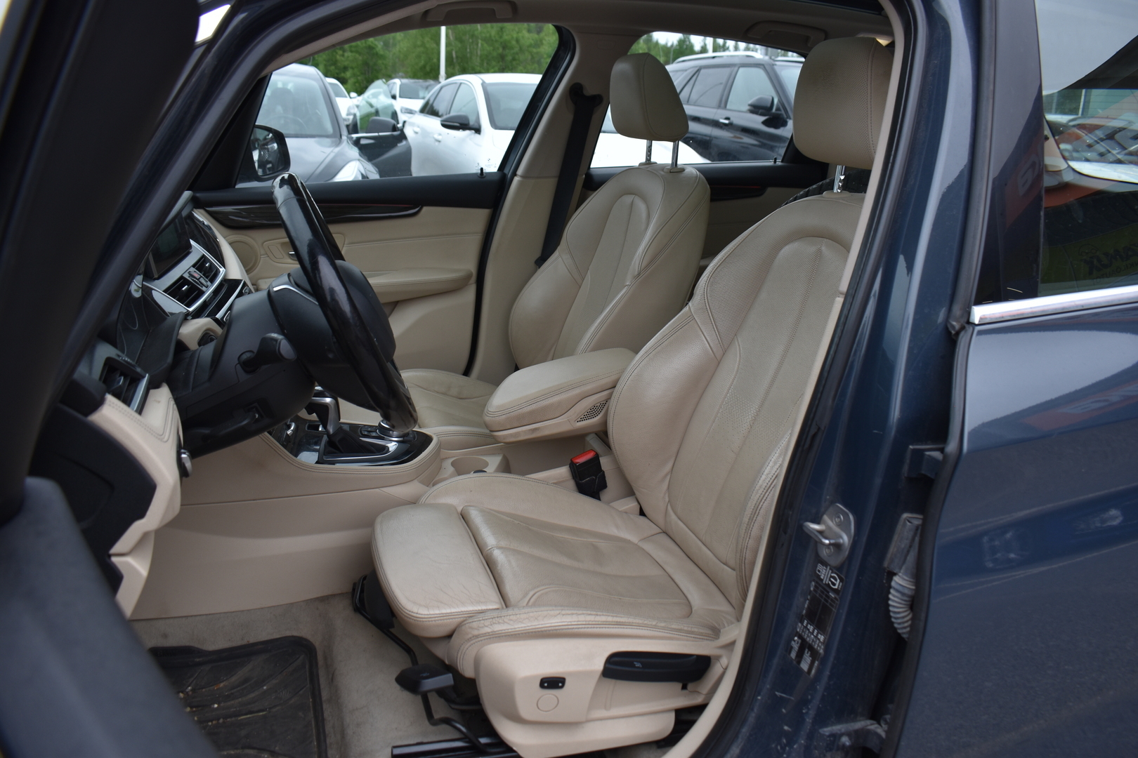 BMW 218 2015
