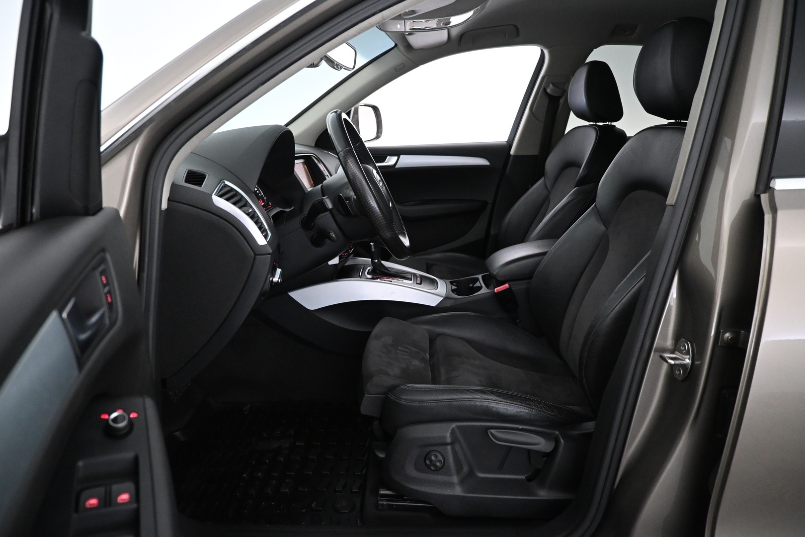 AUDI Q5 2011