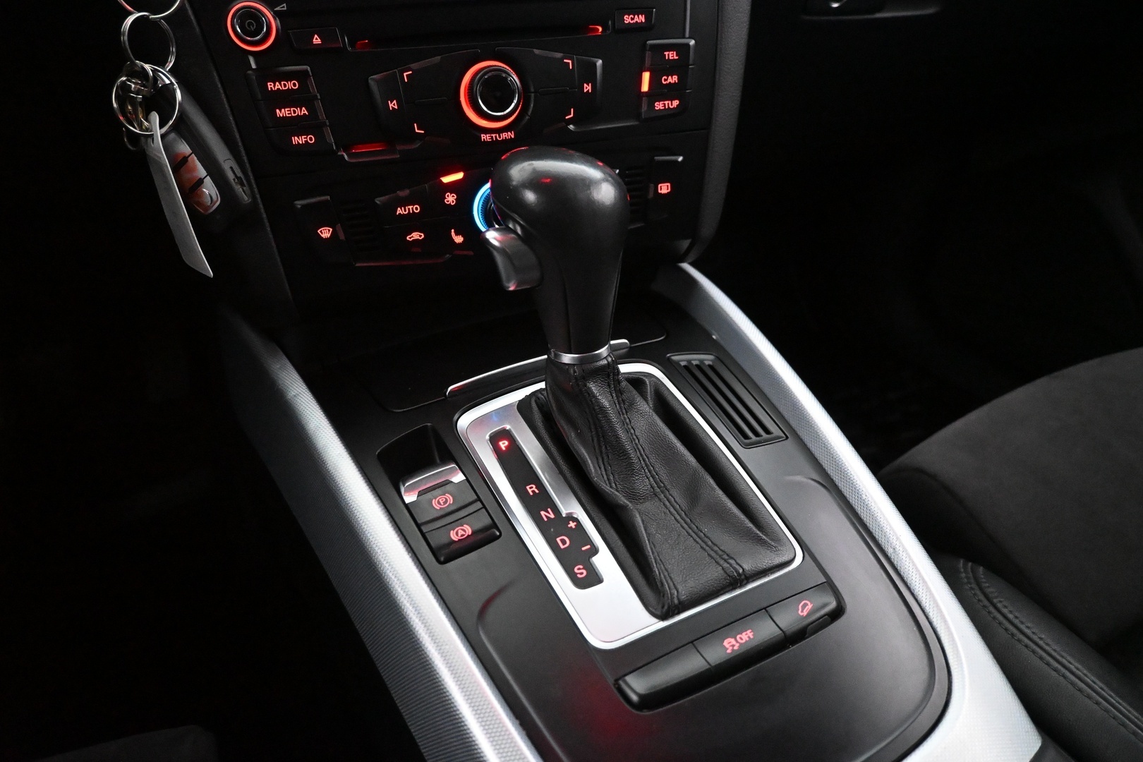 AUDI Q5 2011