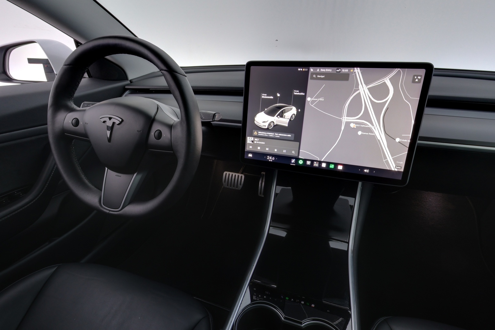 TESLA Model 3 2020