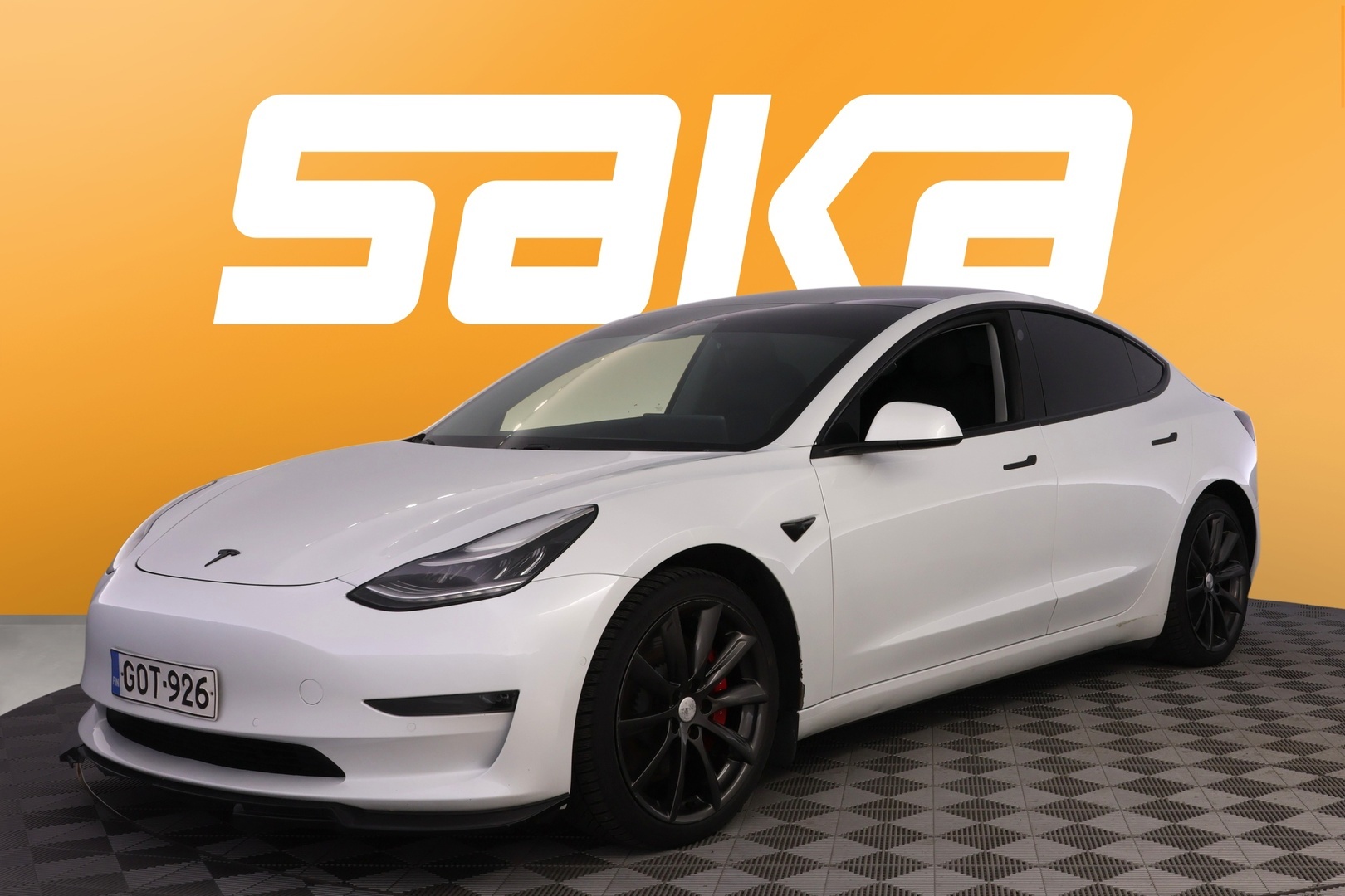 TESLA Model 3 2020