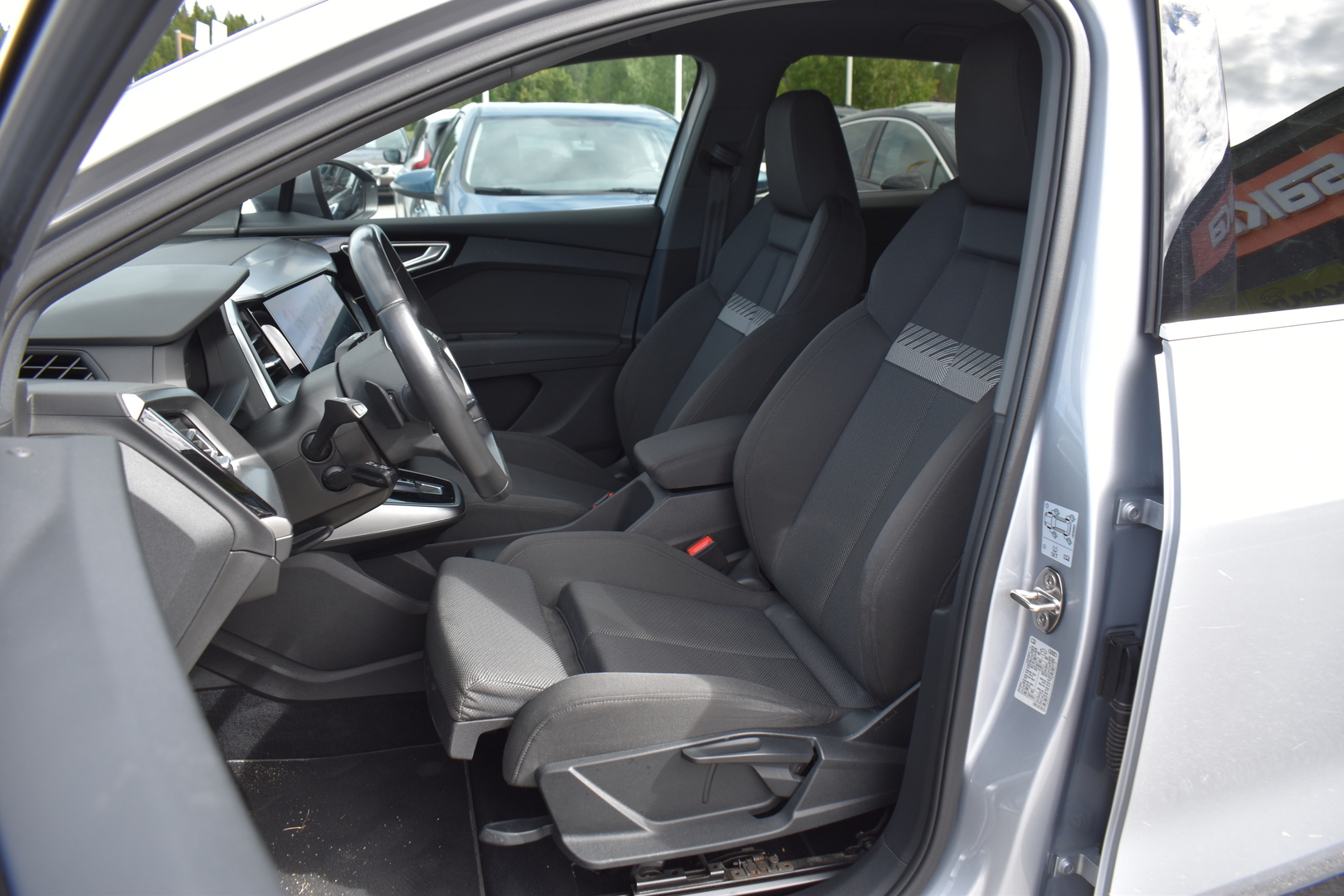 AUDI Q4 e-tron 2022