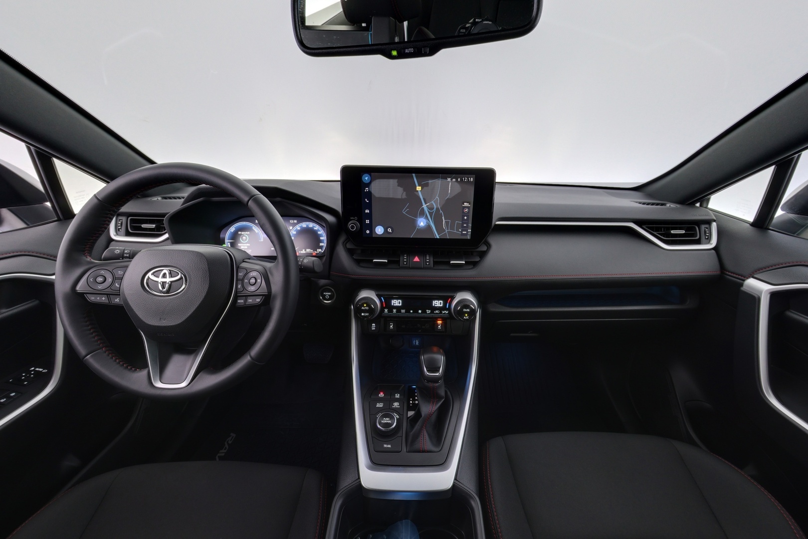 TOYOTA RAV4 Plug-in 2025