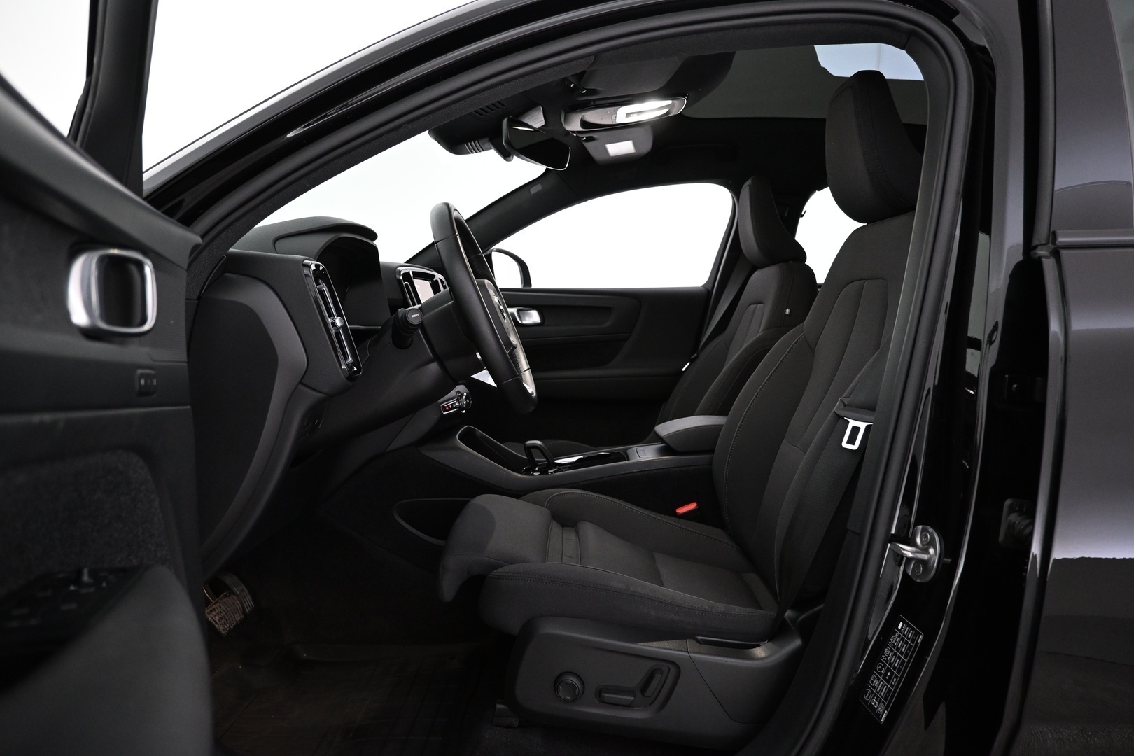 VOLVO C40 2022