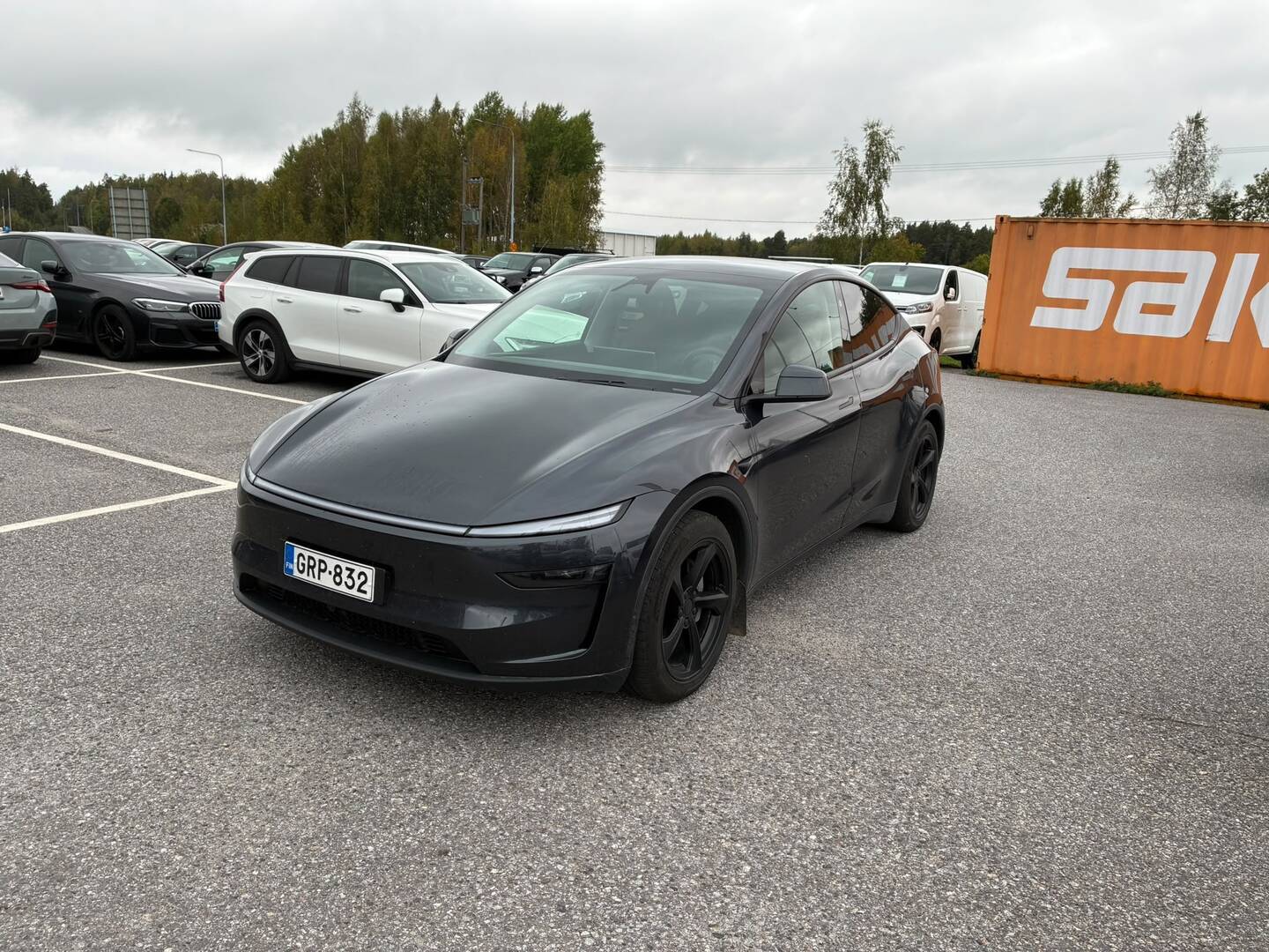 TESLA Model Y 2025