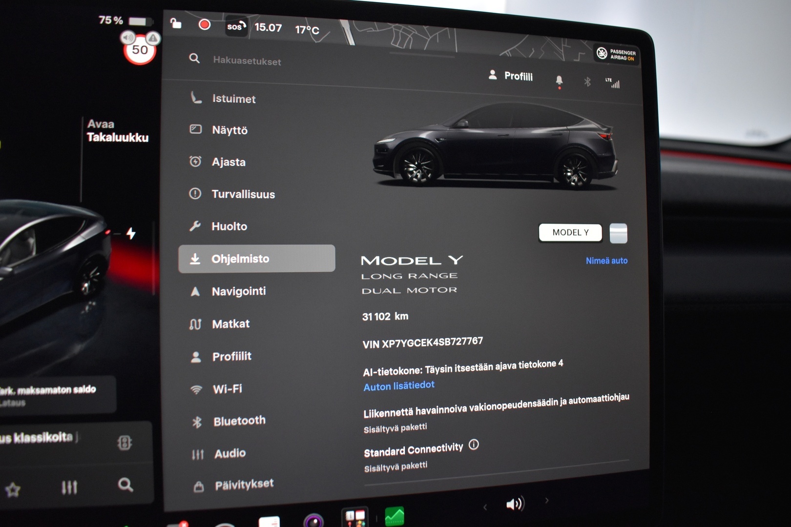 TESLA Model Y 2025