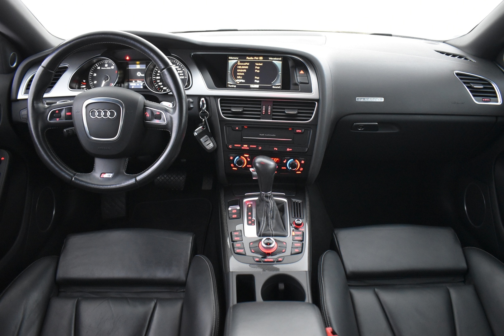 AUDI S5 2011