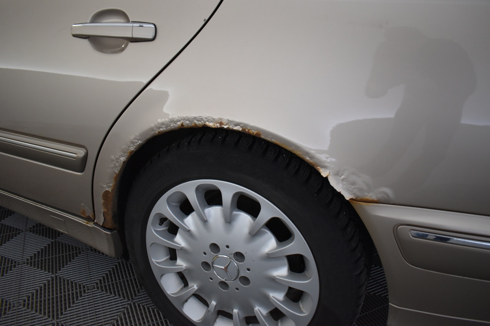 MERCEDES-BENZ E 1999