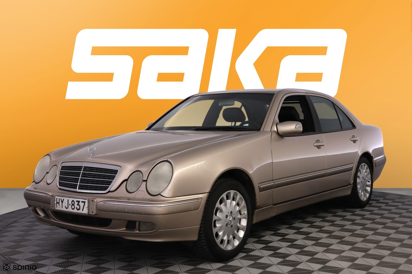 MERCEDES-BENZ E 1999