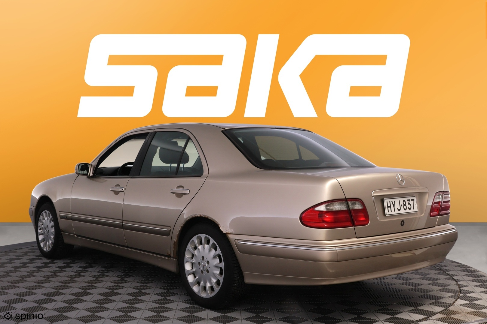 MERCEDES-BENZ E 1999