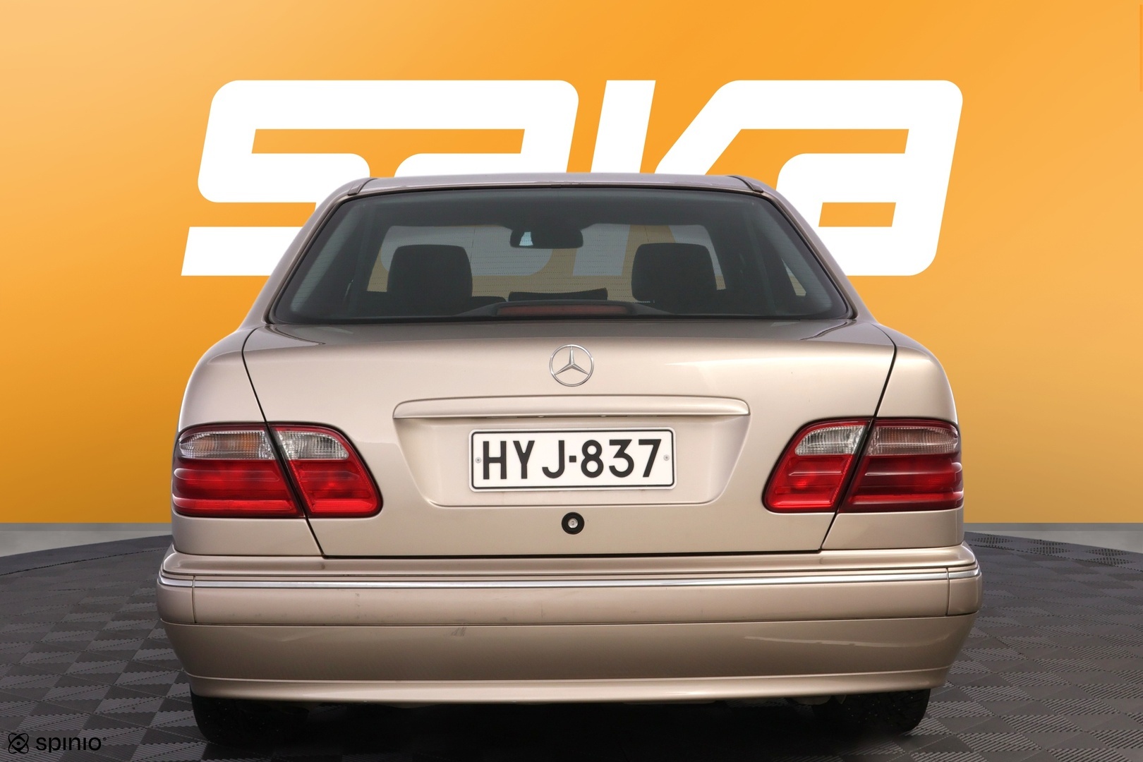 MERCEDES-BENZ E 1999