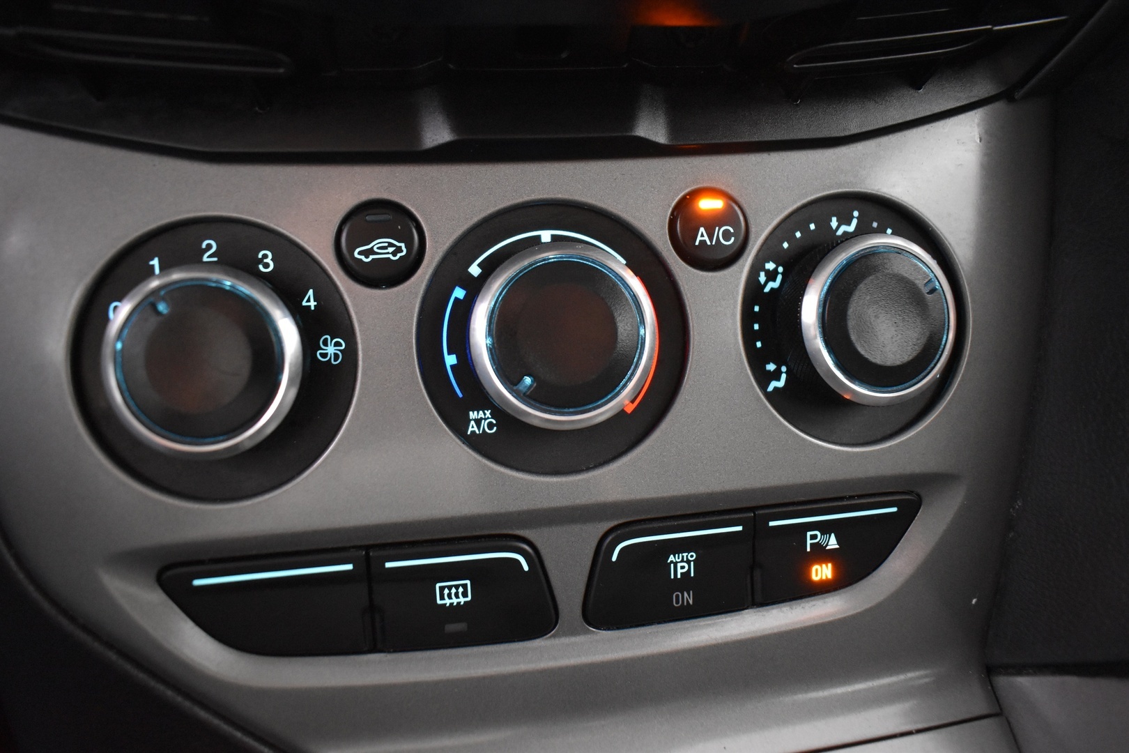 FORD Focus 2011