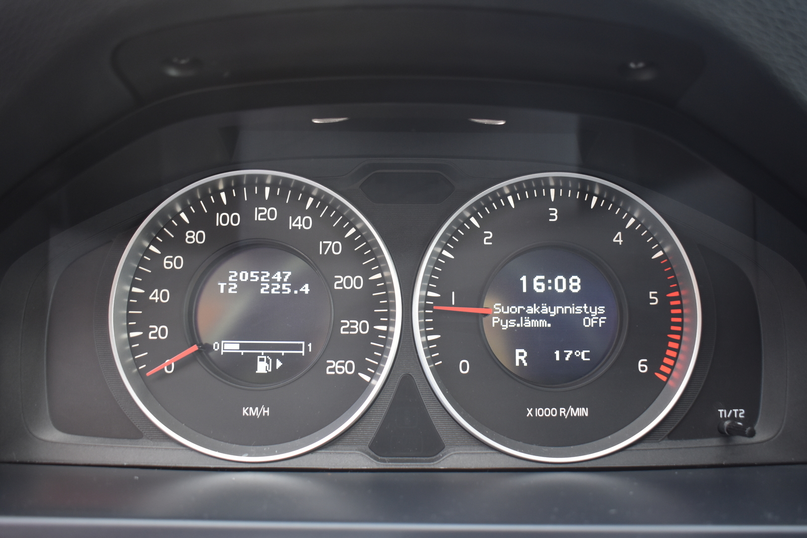 VOLVO V60 2013