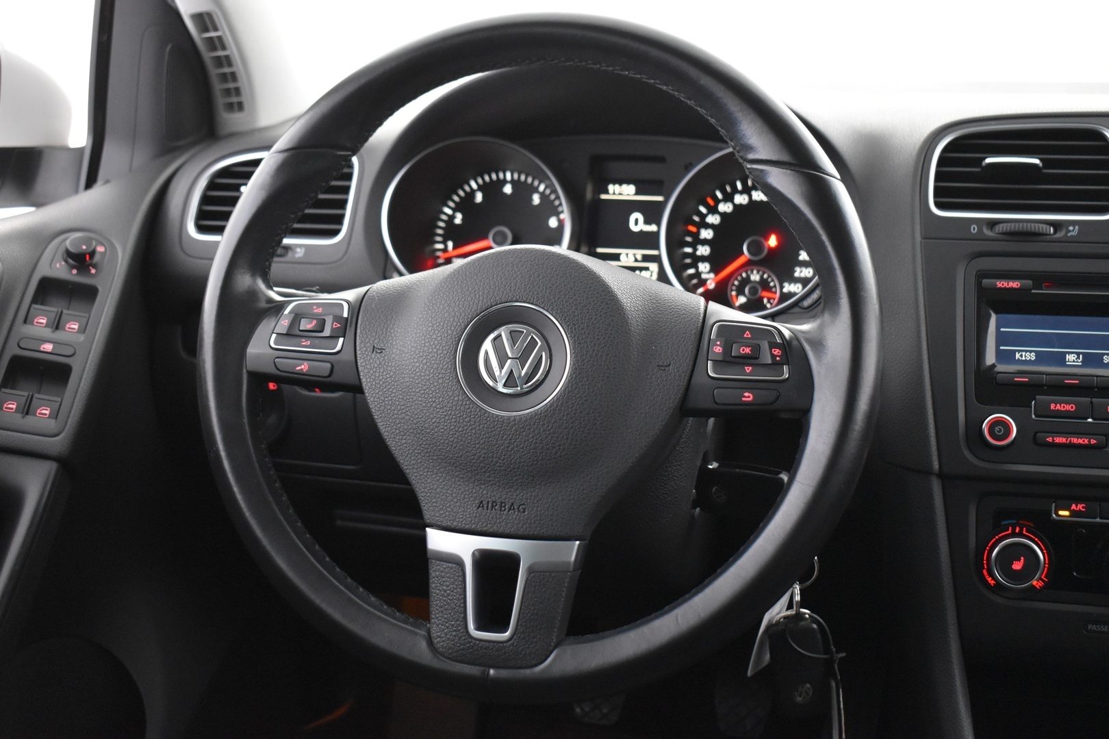 VOLKSWAGEN Golf 2013