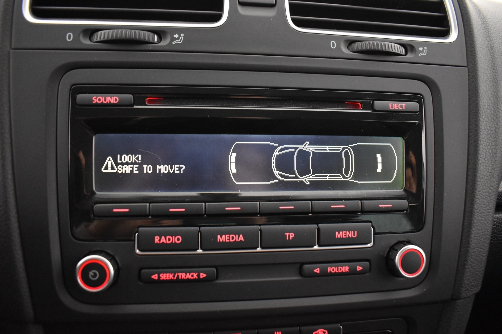 VOLKSWAGEN Golf 2013