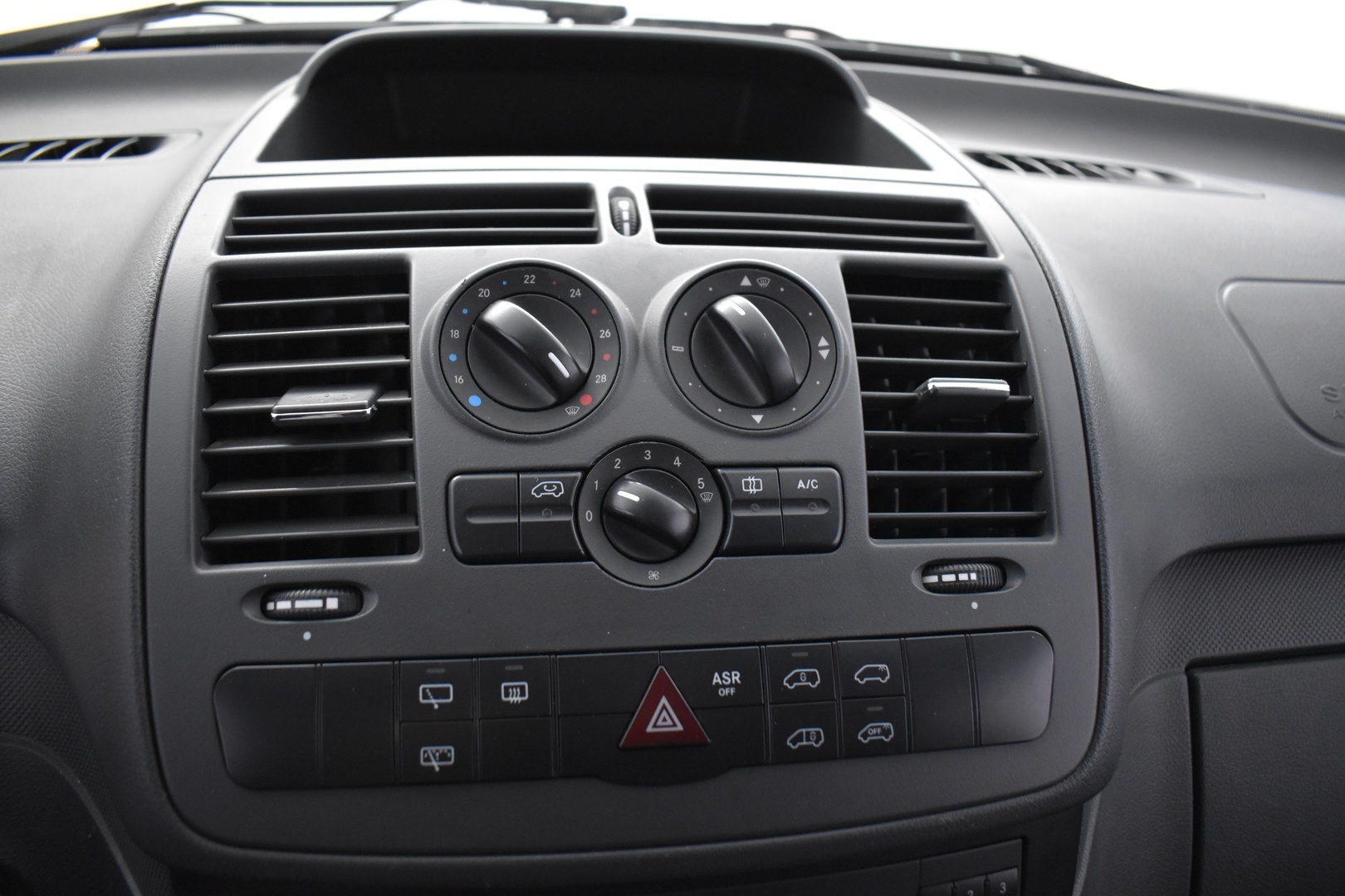 MERCEDES-BENZ Vito 2011