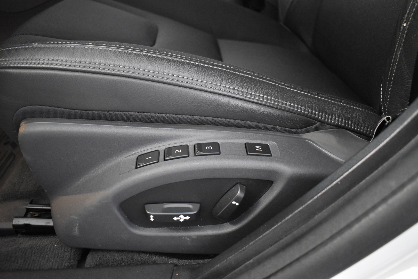 VOLVO V60 Cross Country 2016