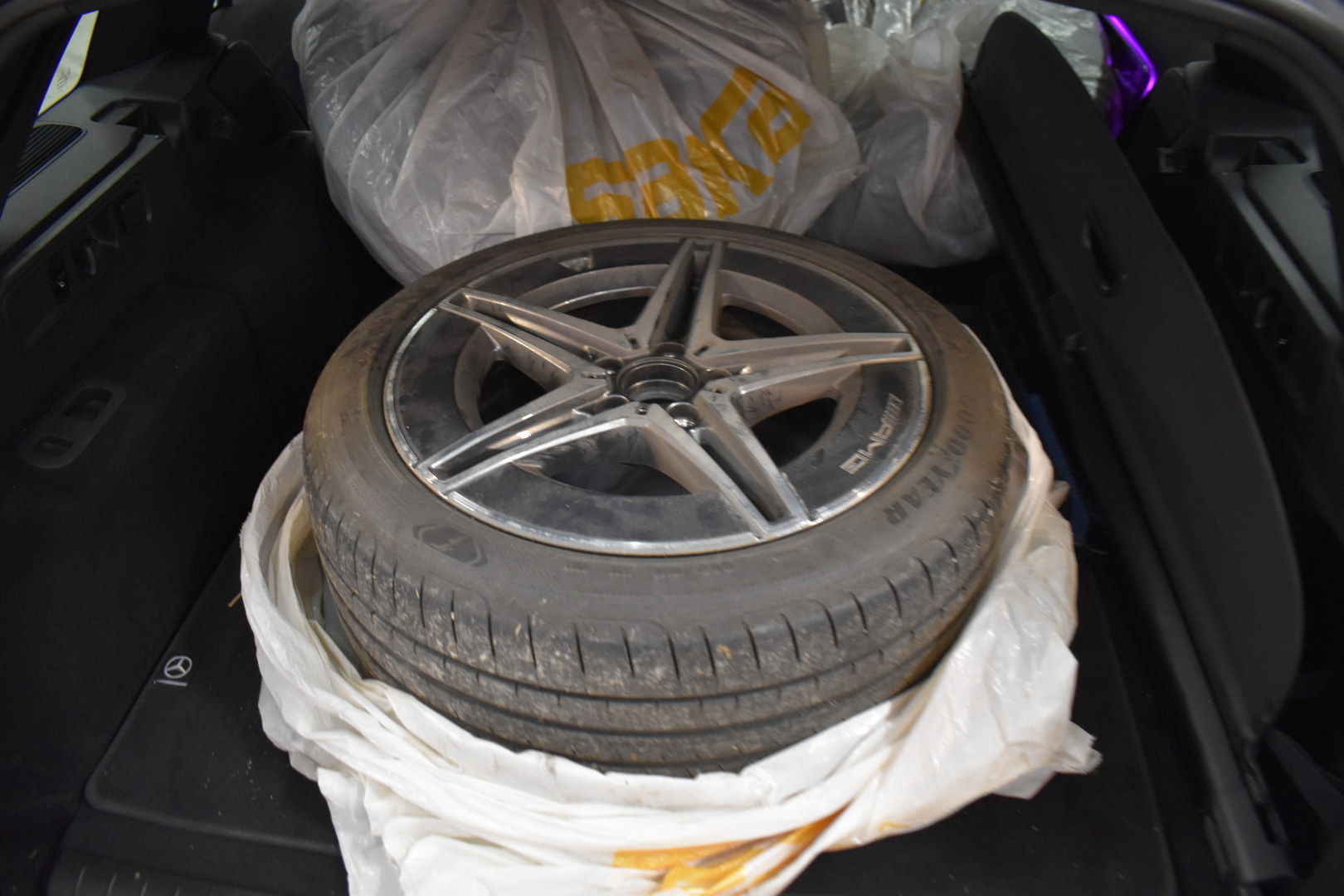 MERCEDES-BENZ C 2025