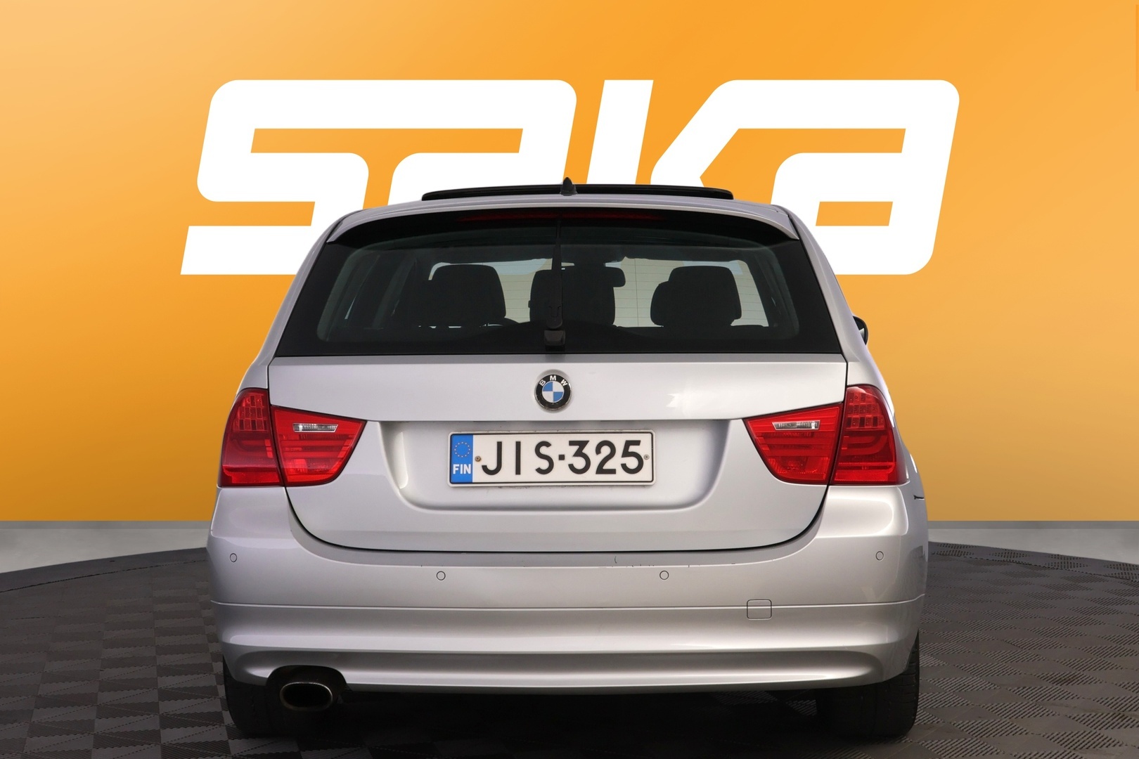BMW 320 2009