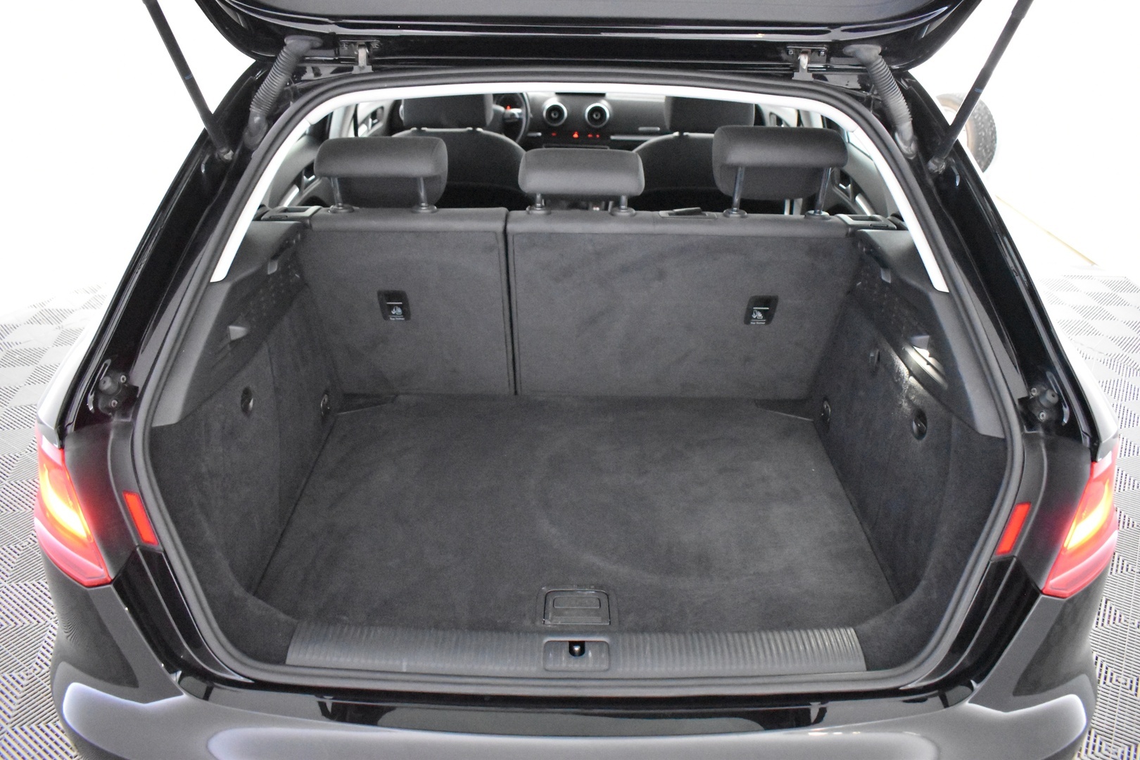 AUDI A3 2016