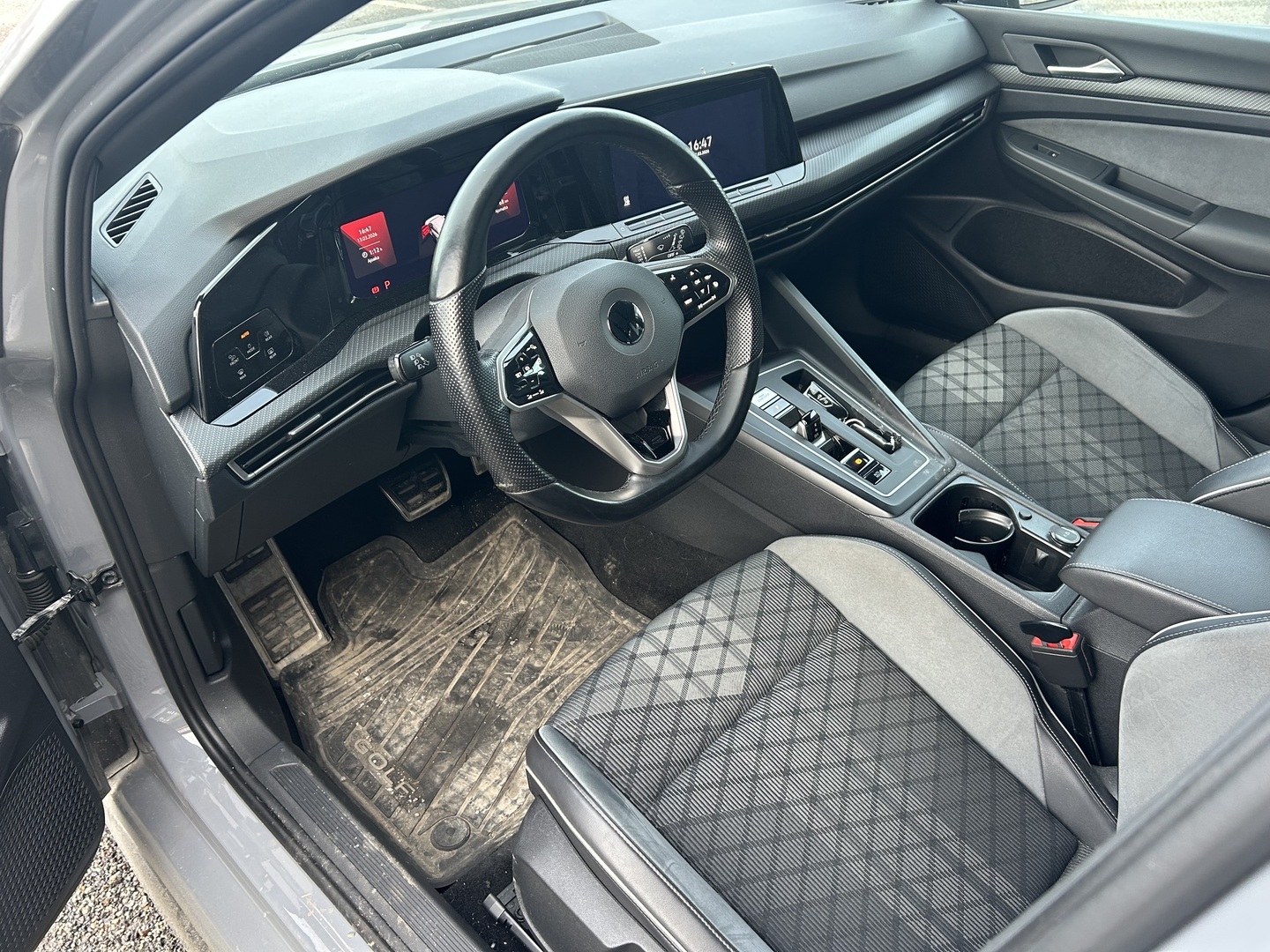 VOLKSWAGEN Golf 2021