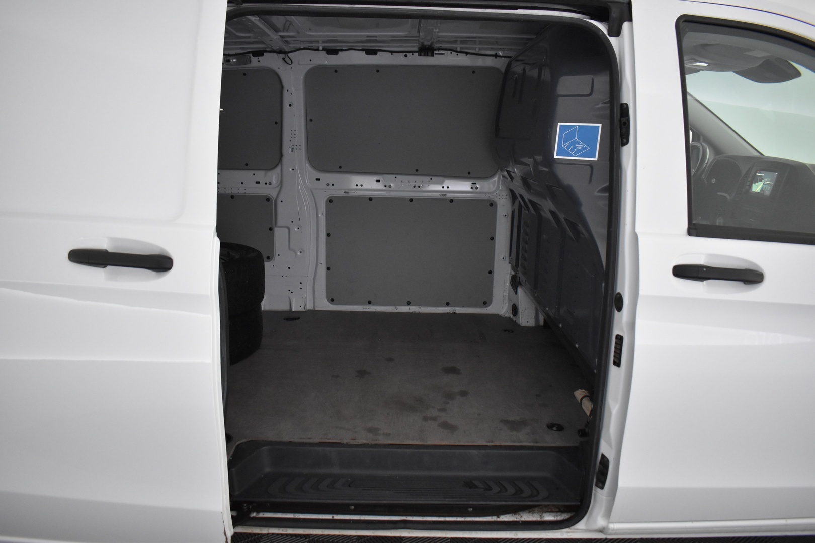 MERCEDES-BENZ Vito 2022