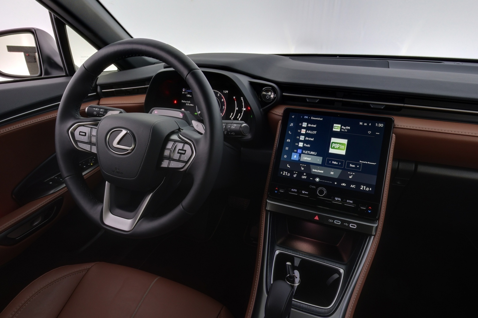 LEXUS LBX 2025