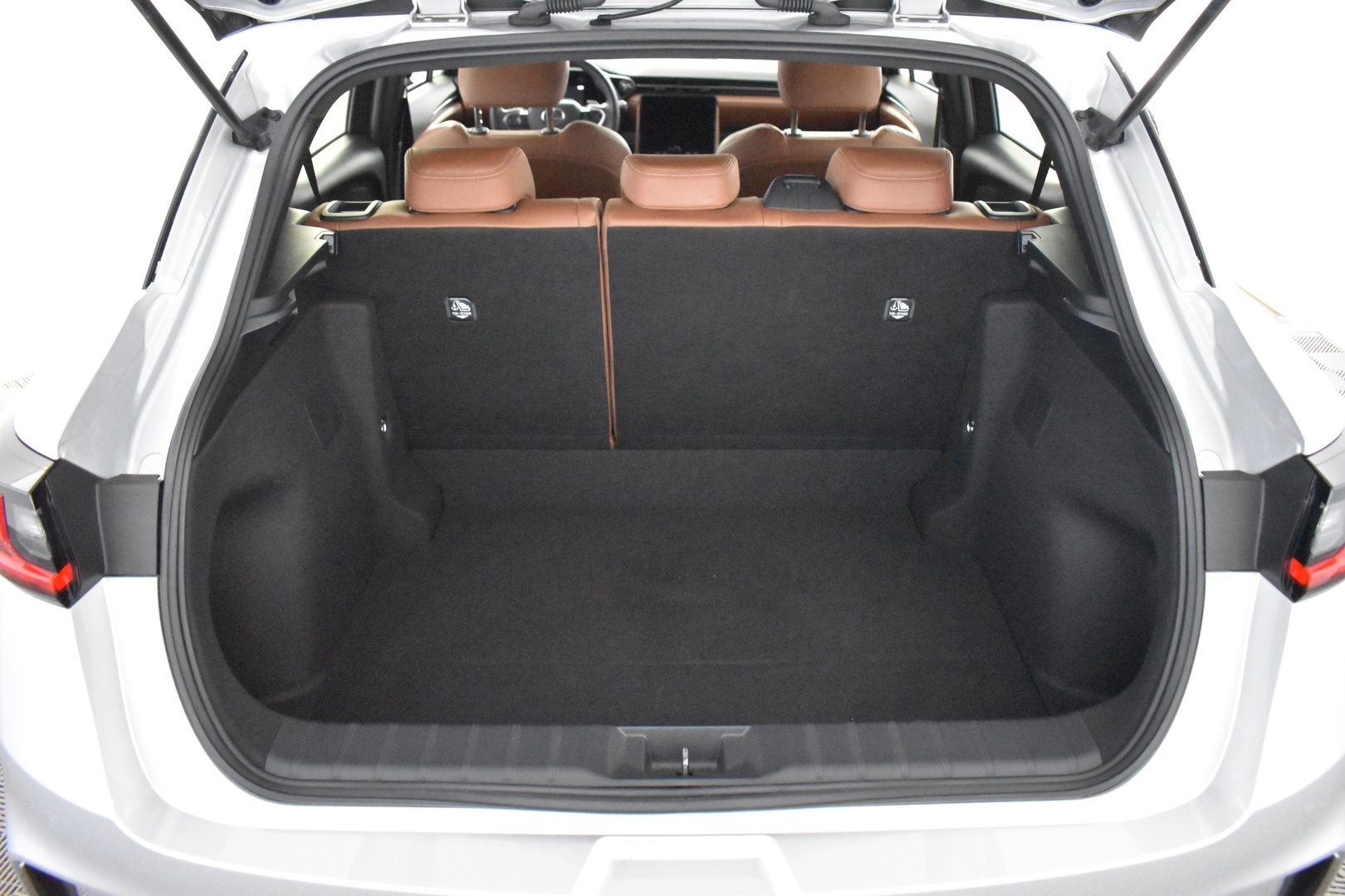 LEXUS LBX 2025
