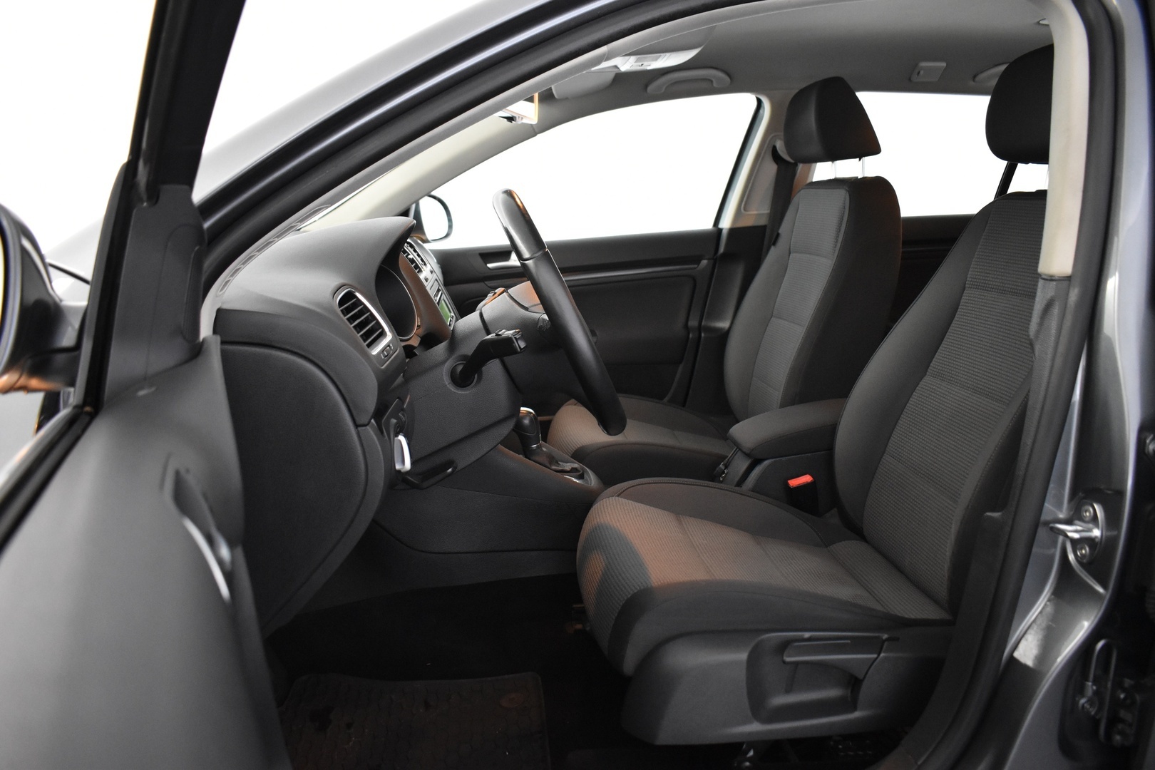 VOLKSWAGEN Golf 2013