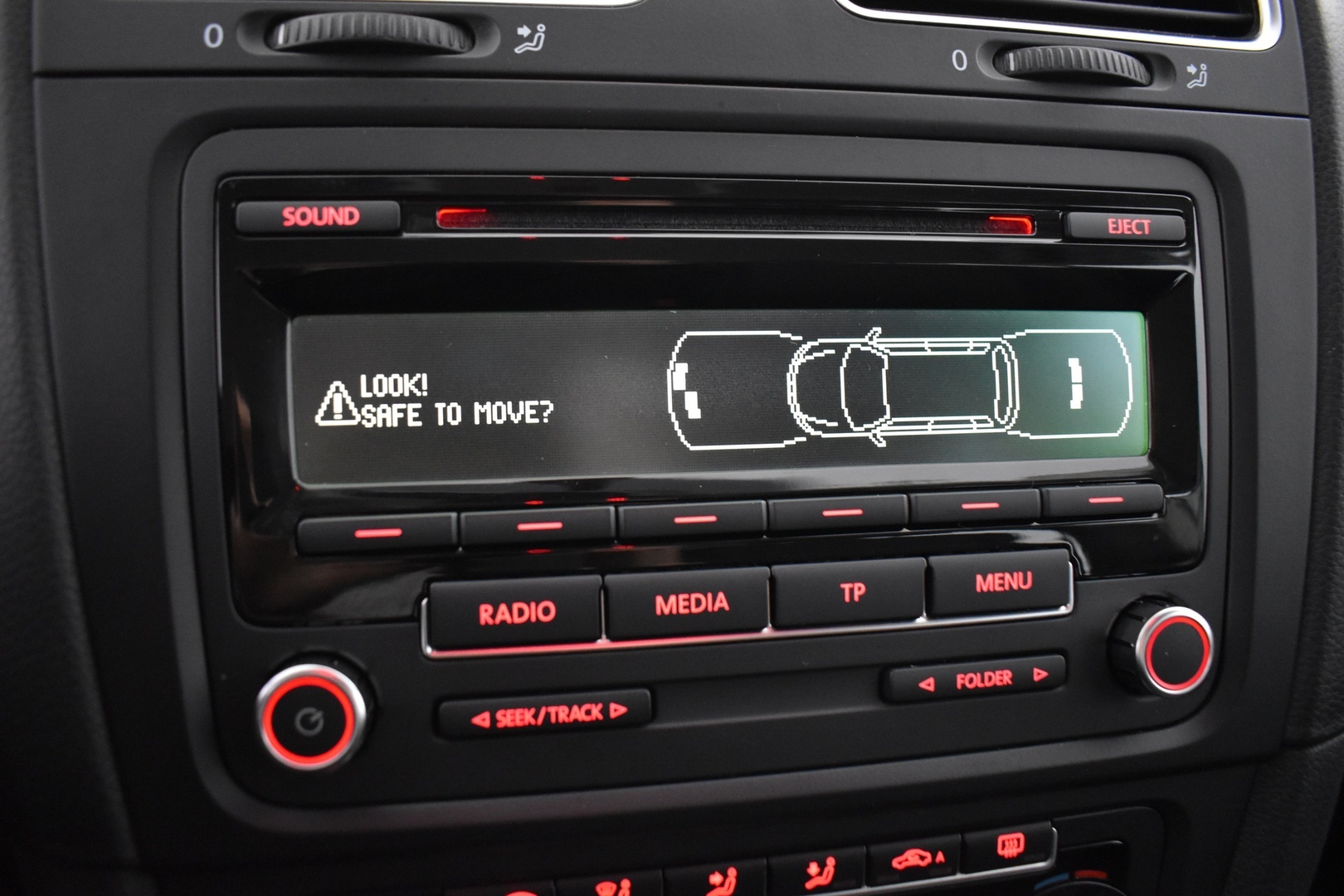 VOLKSWAGEN Golf 2013