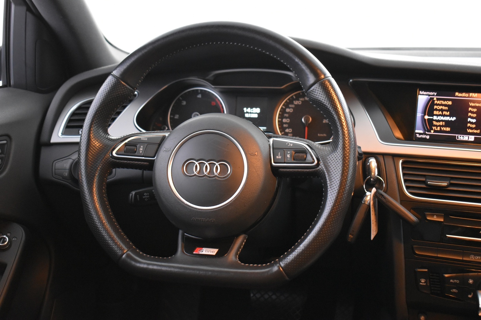 AUDI A4 2013