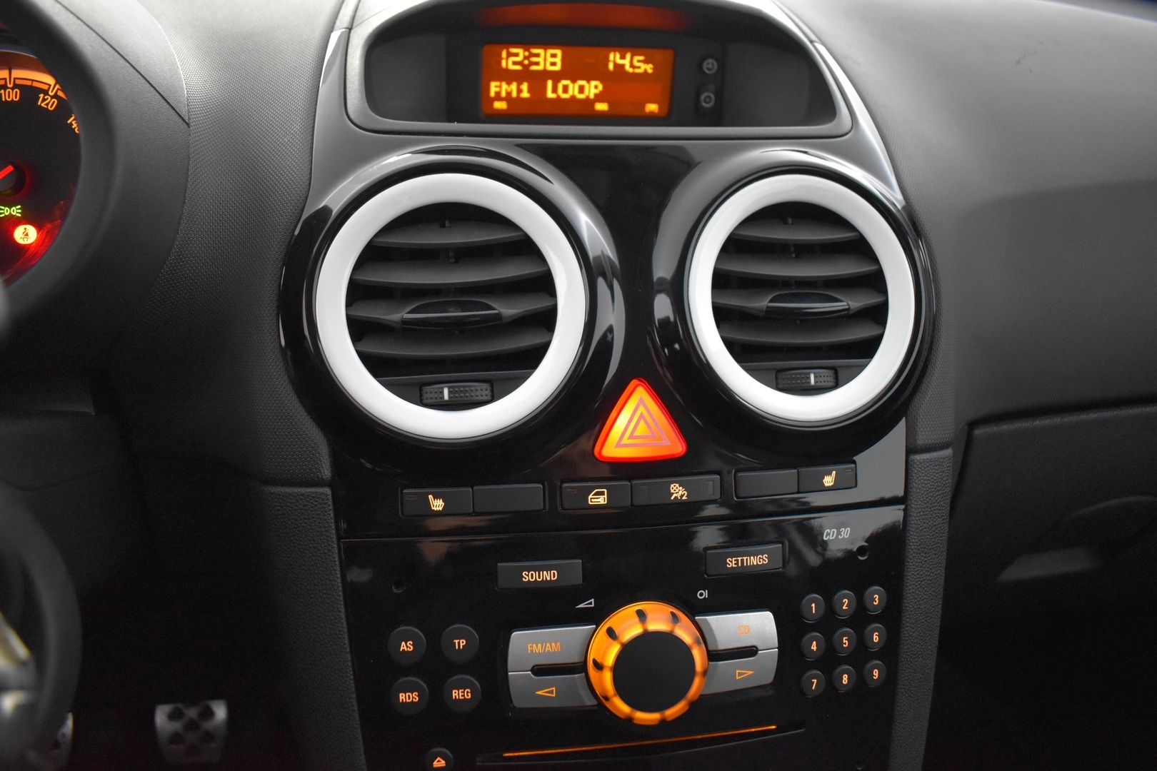 OPEL Corsa 2011