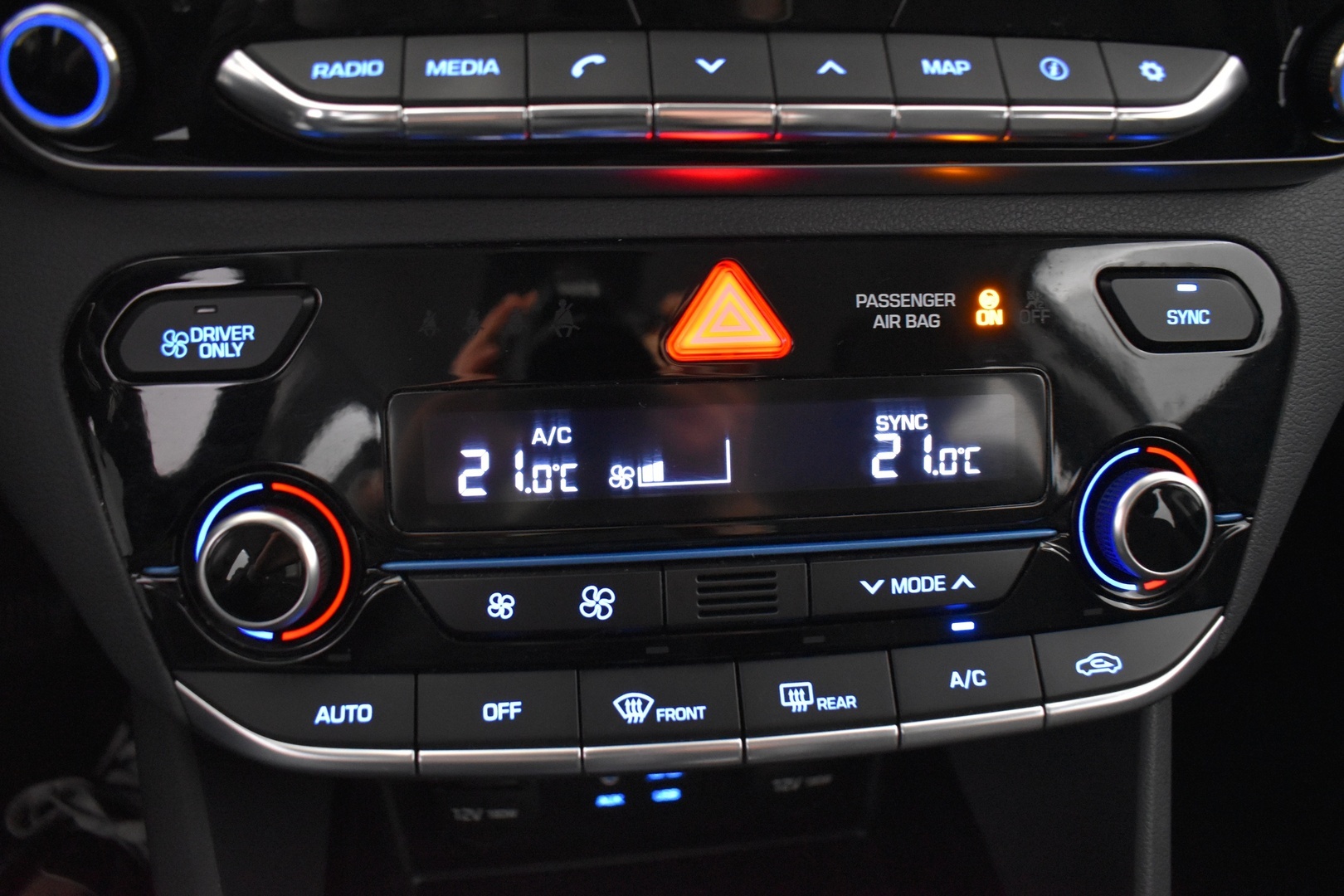 HYUNDAI IONIQ hybrid 2017