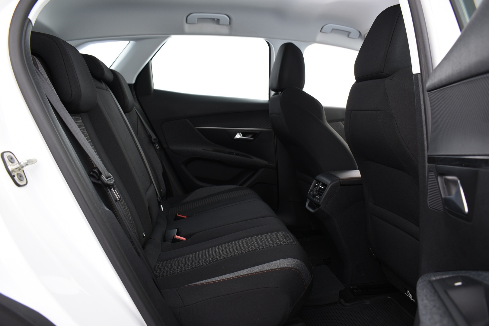 PEUGEOT 3008 2018
