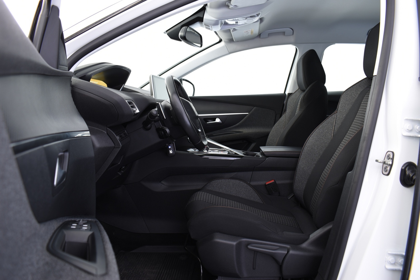 PEUGEOT 3008 2018