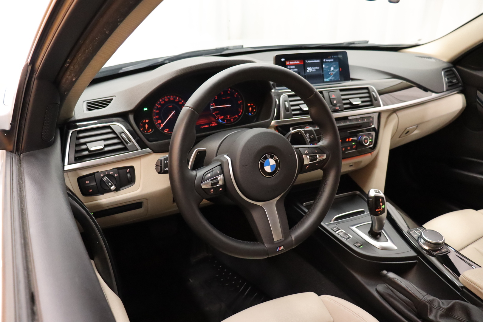 BMW 320 2018