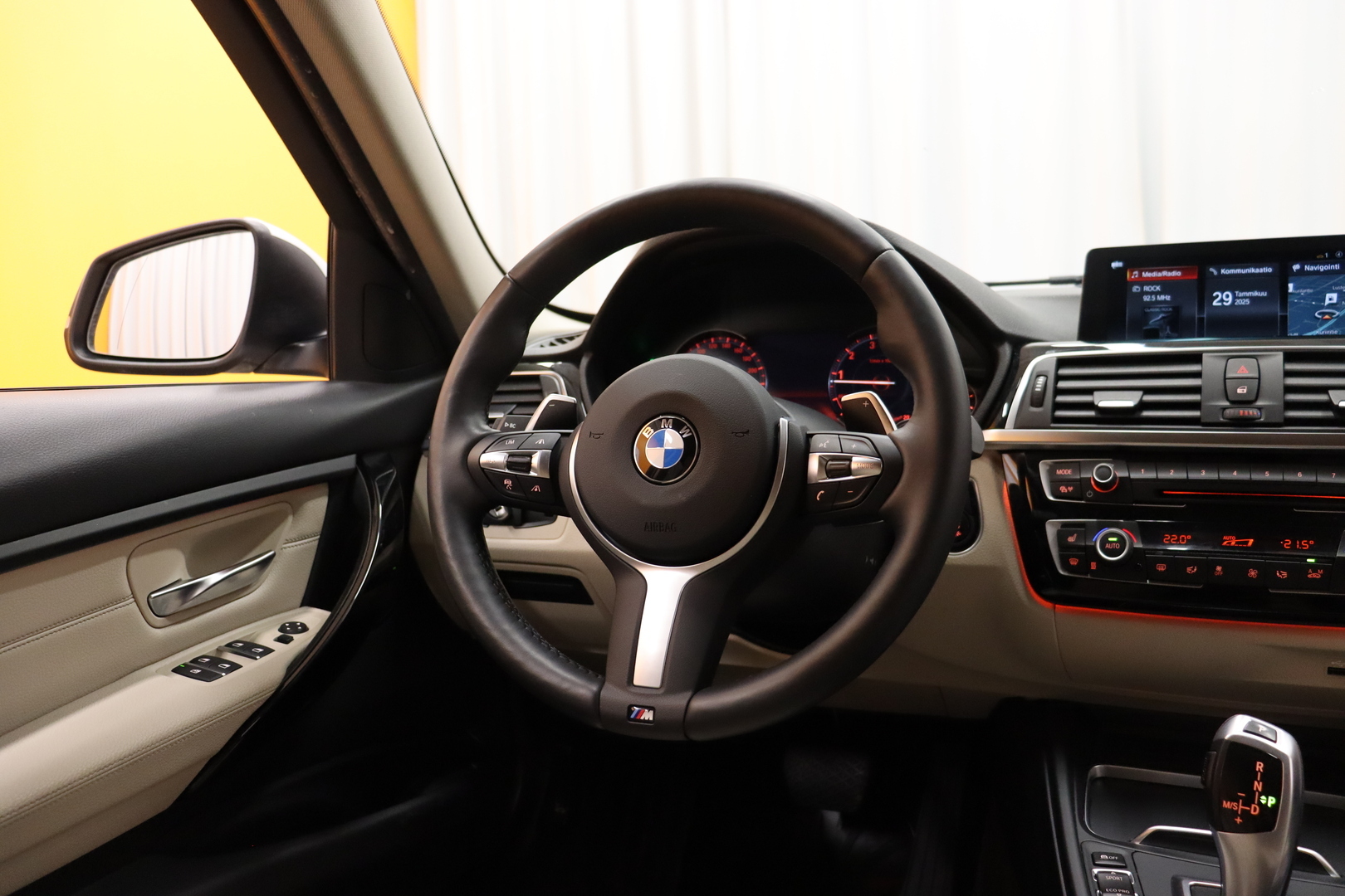 BMW 320 2018