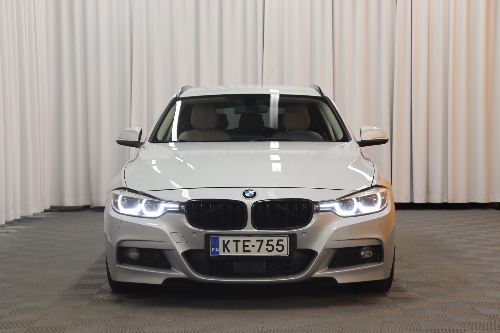 BMW 320 2018