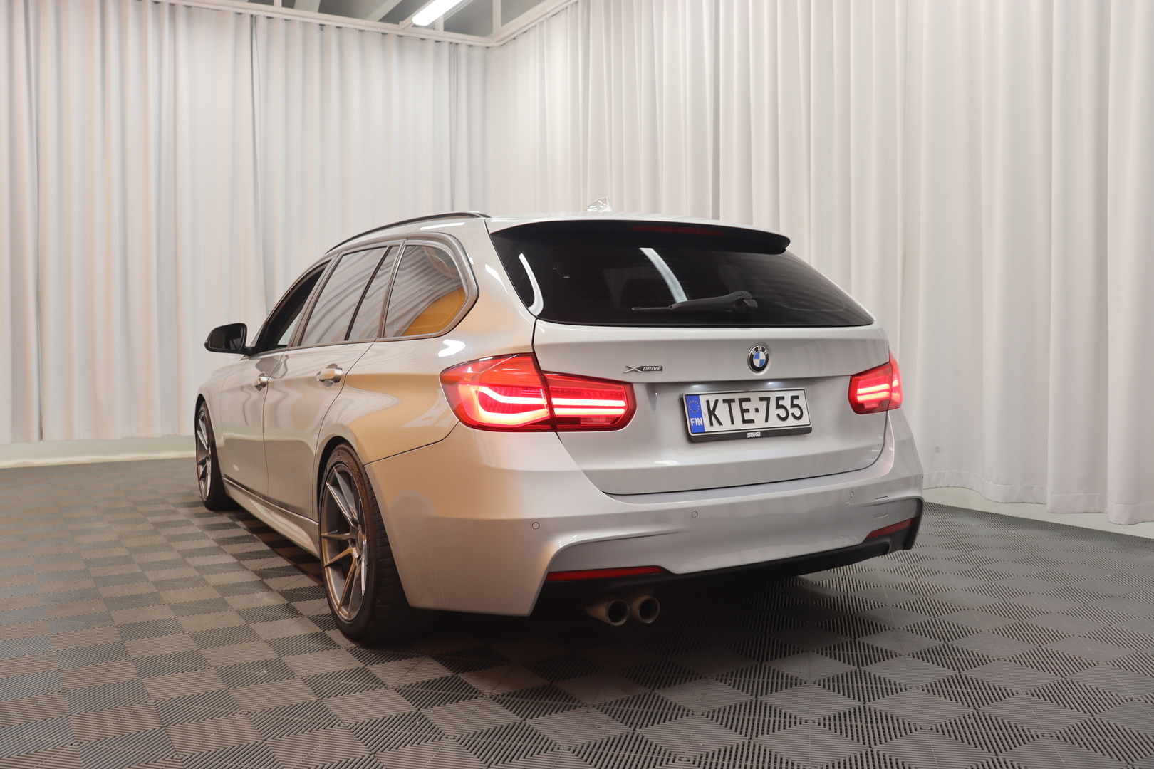 BMW 320 2018