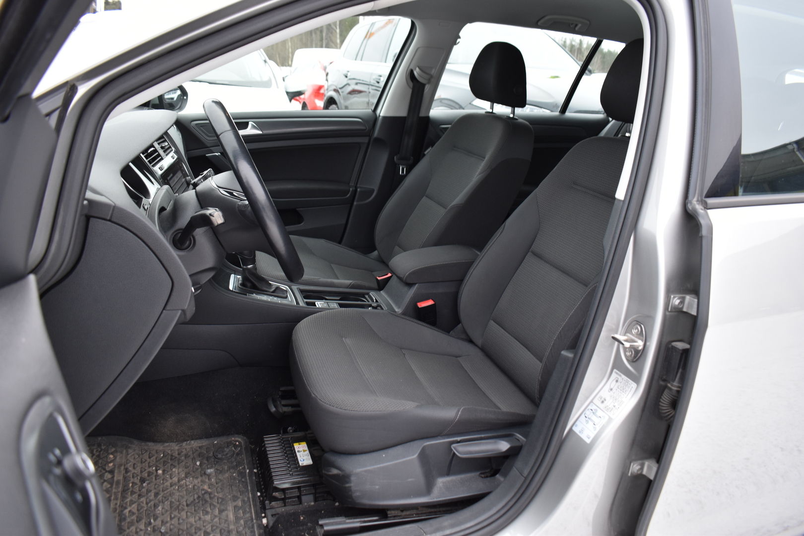 VOLKSWAGEN Golf 2019