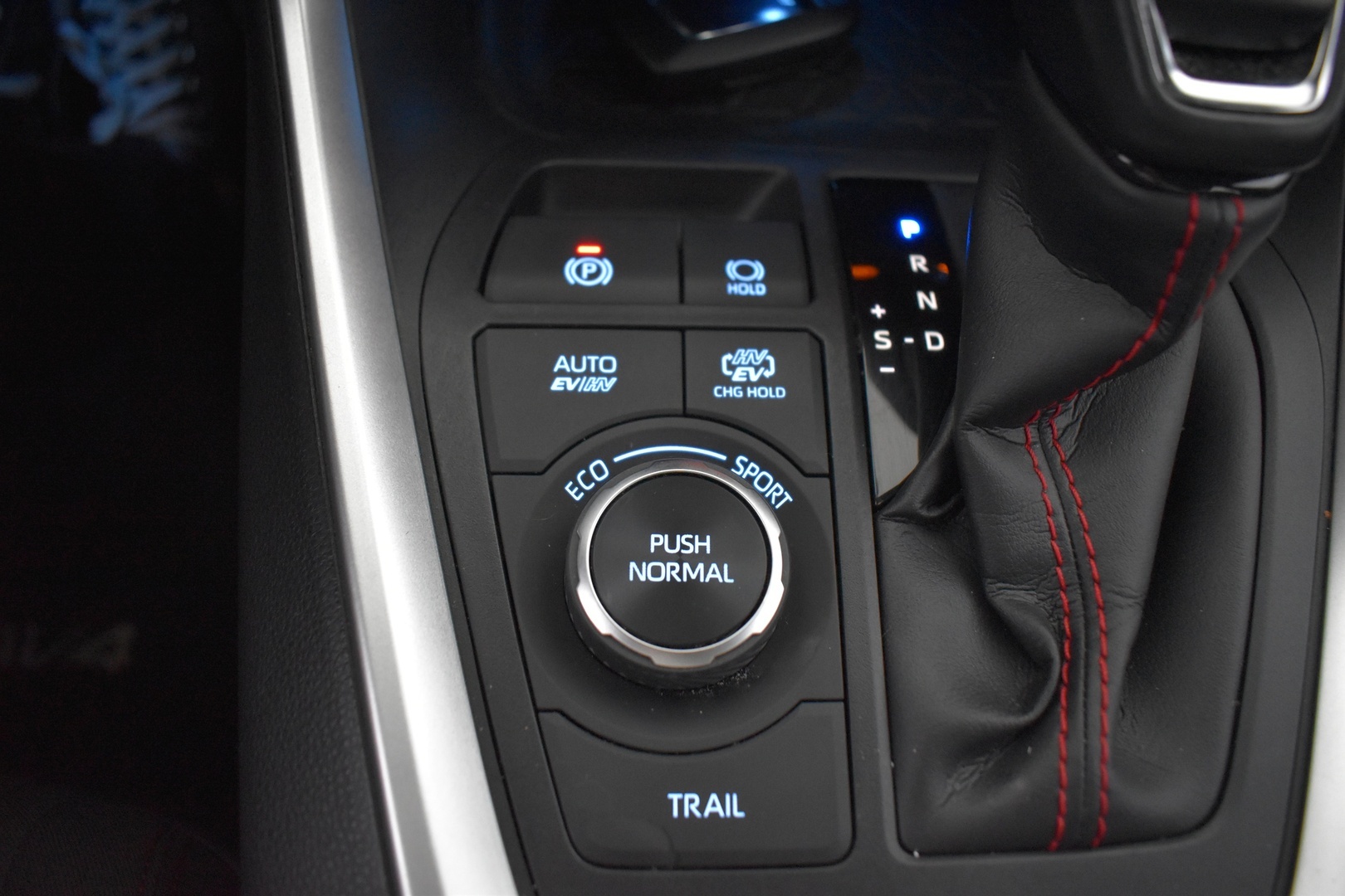 TOYOTA RAV4 Plug-in 2021