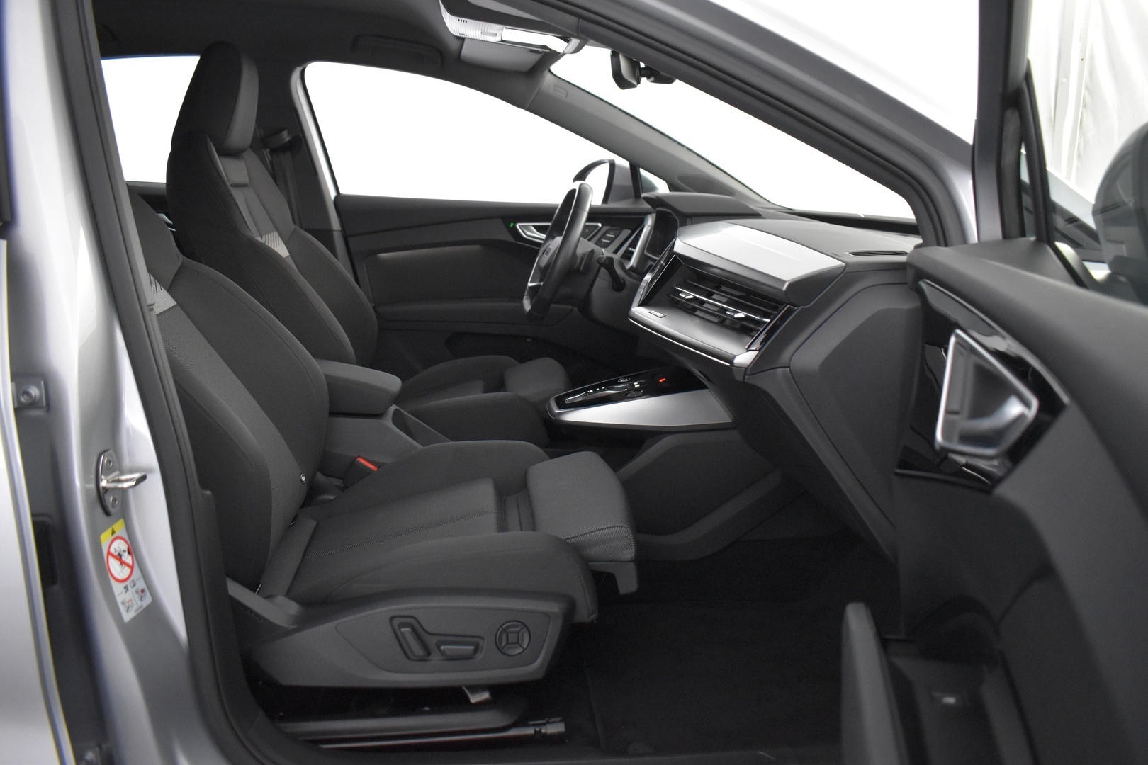 AUDI Q4 e-tron 2023